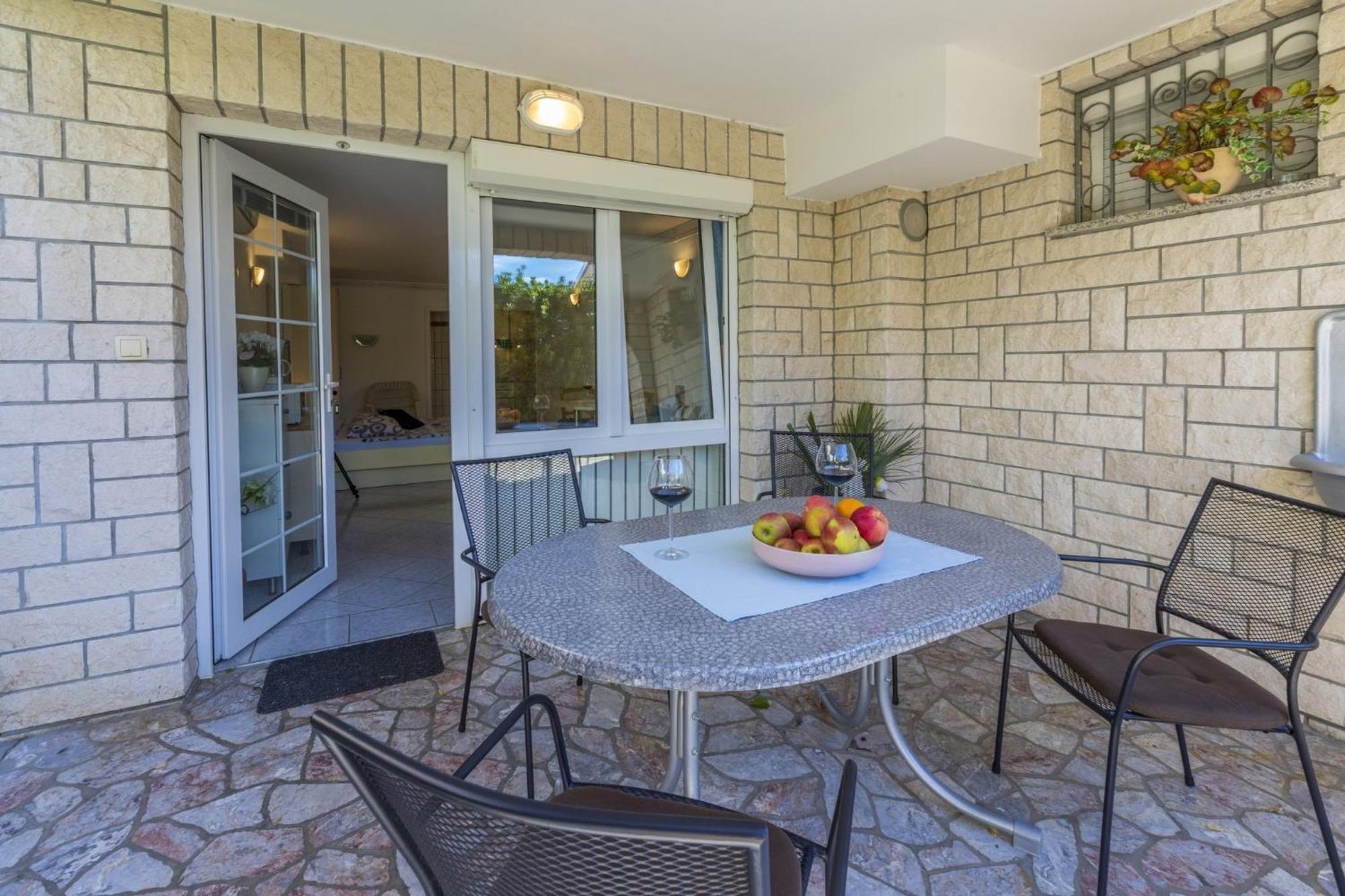 Blue Pearl Apartments Crikvenica Exterior photo