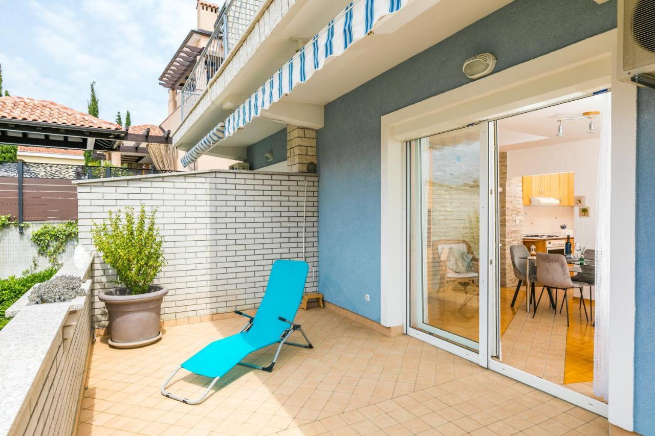 Blue Pearl Apartments Crikvenica Exterior photo