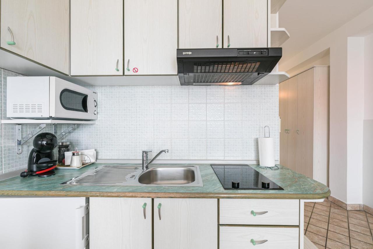 Blue Pearl Apartments Crikvenica Exterior photo