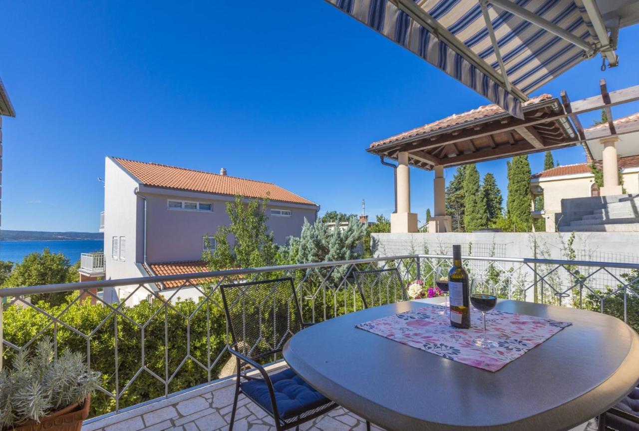 Blue Pearl Apartments Crikvenica Exterior photo