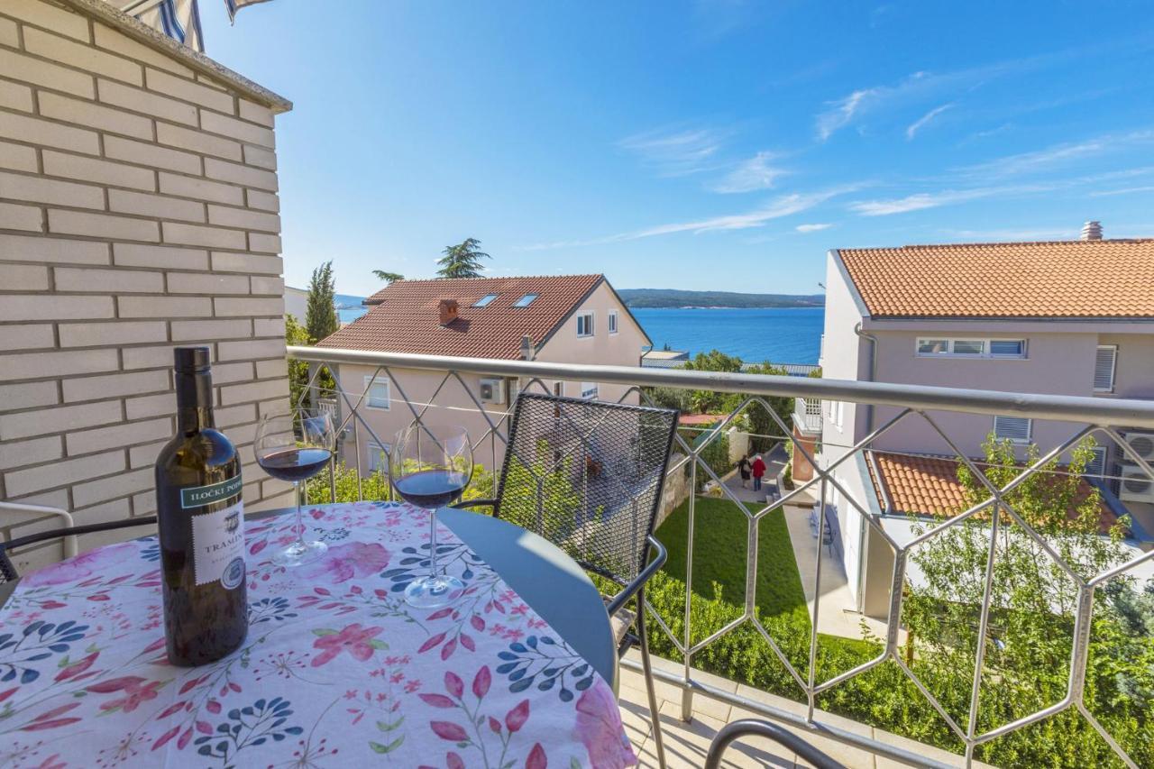 Blue Pearl Apartments Crikvenica Exterior photo