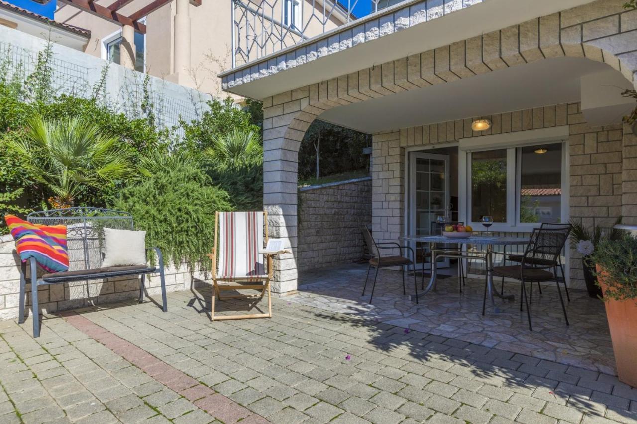 Blue Pearl Apartments Crikvenica Exterior photo