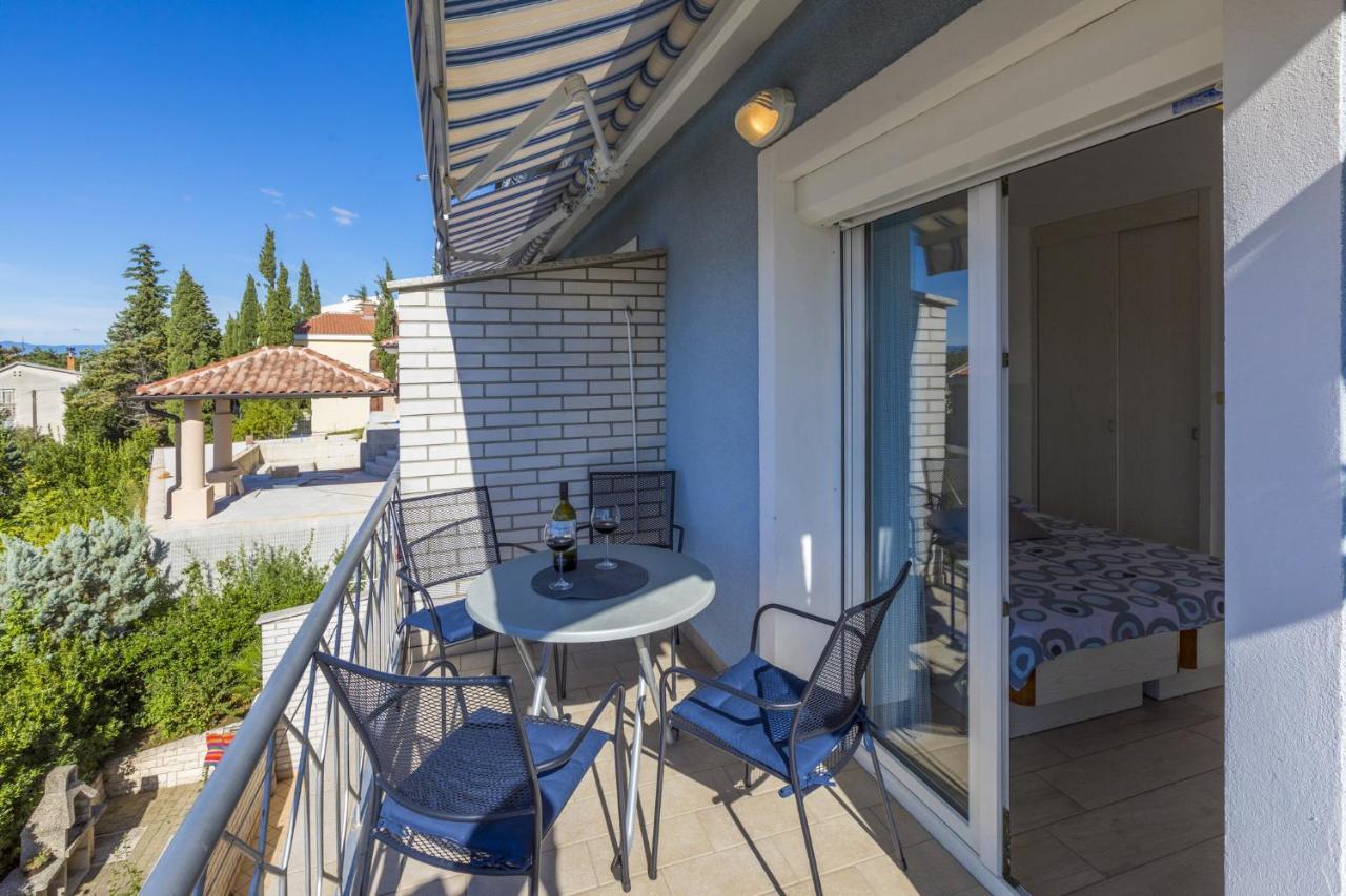 Blue Pearl Apartments Crikvenica Exterior photo