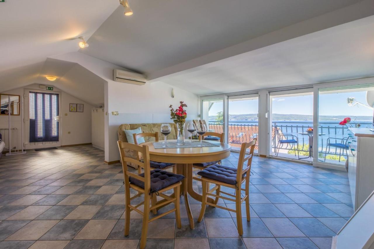 Blue Pearl Apartments Crikvenica Exterior photo