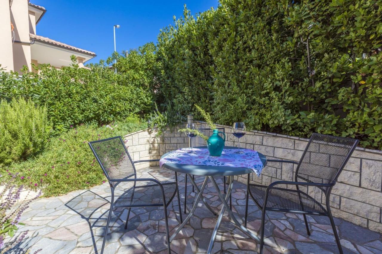 Blue Pearl Apartments Crikvenica Exterior photo